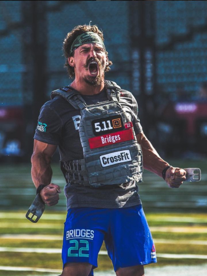 高密度海绵挡板提供高效缓冲